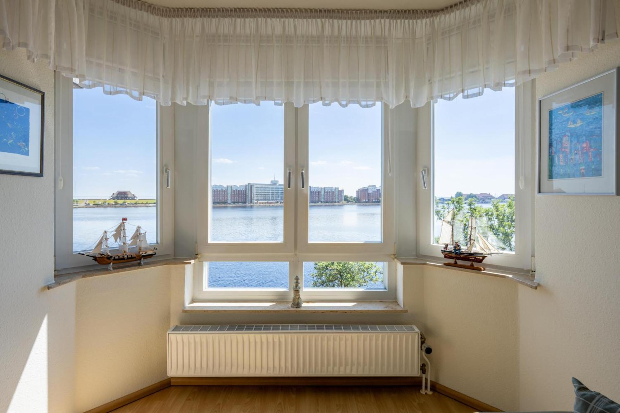 Gemuetliche Mit Meerblick Direkt Am Hafen Apartment Wilhelmshaven